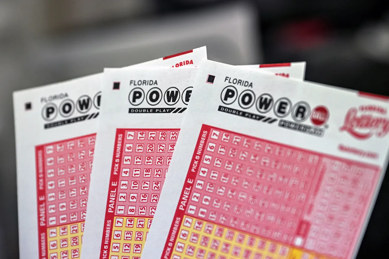 How Big Is the $950 Million Powerball Jackpot?